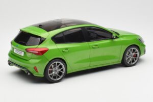 Ford Focus ST Mk4 Zelený MCG 1:18 MCG18452 Kov – obrázek 2 z 6