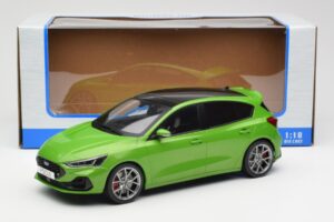 Ford Focus ST Mk4 Zelený MCG 1:18 MCG18452 Kov – obrázek 6 z 6