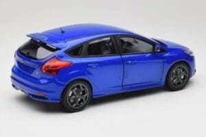 Ford Focus ST Mk2 Blue Metallic Minichamps 1:18 110082001 Kov – obrázek 3 z 8