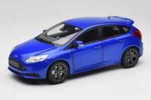 Ford Focus ST Mk2 Blue Metallic Minichamps 1:18 110082001 Kov