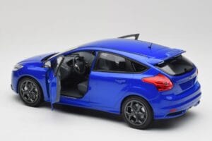 Ford Focus ST Mk2 Blue Metallic Minichamps 1:18 110082001 Kov – obrázek 5 z 8