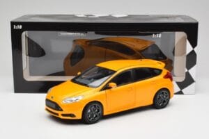 Ford Focus ST Mk2 Tangerine Scream Minichamps 1:18 110082005 Kov – obrázek 8 z 8