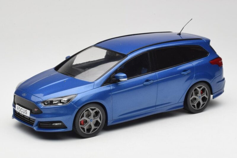 Ford Focus ST Turnier Mk3 Modrý MCG 1:18 MCG18465 Kov