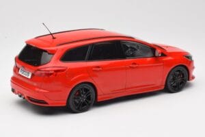 Ford Focus ST Turnier Mk3 Race Red MCG 1:18 MCG18466 Kov – obrázek 2 z 6