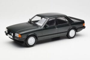 Ford Granada Mk2 2.8 Injection Tmavě Zelený MCG 1:18 MCG18263 Kov