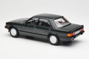 Ford Granada Mk2 2.8 Injection Tmavě Zelený MCG 1:18 MCG18263 Kov – obrázek 5 z 6