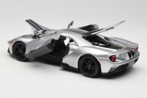 Ford GT Stříbrný Maisto 1:18 31384 Kov – obrázek 5 z 8