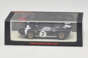 Ford GT40 Mk I #7 B. Bondurant / U. Maglioli 24 Hours of Le Mans 1965 Spark 1:43 S4536 Pryskyřice – obrázek 4 z 4