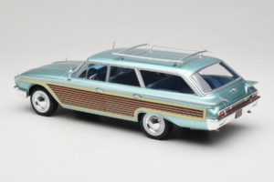 Ford Country Squire Modrý MCG 1:18 MCG18049 Kov – obrázek 5 z 6