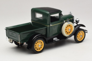 Ford Model A Pickup Valley Green Motor City 1:18 40003 Kov – obrázek 3 z 8