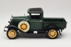 Ford Model A Pickup Valley Green Motor City 1:18 40003 Kov – obrázek 4 z 8