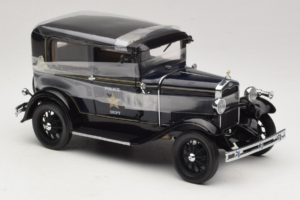 Ford Model A Tudor Police Car Motor City 1:18 43008 Kov – obrázek 4 z 6