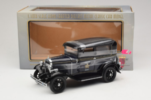Ford Model A Tudor Police Car Motor City 1:18 43008 Kov – obrázek 6 z 6