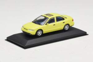 Ford Mondeo Mk1 Citrus Yellow Minichamps 1:43 MIN0821001 Kov – obrázek 2 z 4