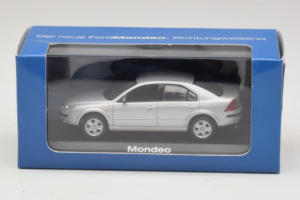 Ford Mondeo Mk3 Sedan Stříbrný Minichamps 1:43 MONDEO005 Kov – obrázek 4 z 4