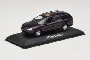 Ford Mondeo Mk1 Turnier Dark Blue Metallic Minichamps 1:43 43306312 Kov – obrázek 2 z 4