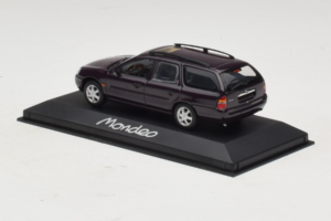 Ford Mondeo Mk1 Turnier Dark Blue Metallic Minichamps 1:43 43306312 Kov – obrázek 3 z 4
