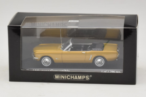Ford Mustang Kabriolet Zlatý Minichamps 1:43 400082432 Kov – obrázek 4 z 4