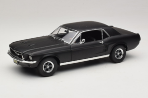 Ford Mustang Creed Movie GreenLight 1:18 13611 Kov