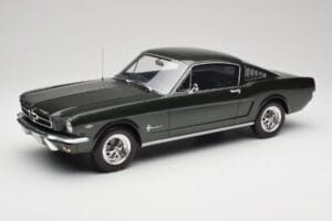 Ford Mustang Fastback Ivy Green Otto 1:12 G079 Pryskyřice
