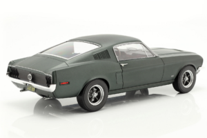 Ford Mustang Fastback Satin Green Metallic Norev 1:12 122702 Kov – obrázek 2 z 5