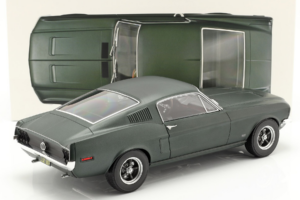 Ford Mustang Fastback Satin Green Metallic Norev 1:12 122702 Kov – obrázek 4 z 5