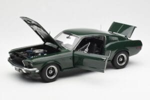 Ford Mustang GT Bullitt Zelený AUTOart 1:18 72812 Kov – obrázek 2 z 8