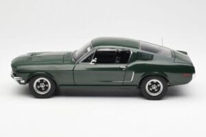 Ford Mustang GT Bullitt Zelený AUTOart 1:18 72812 Kov – obrázek 4 z 8
