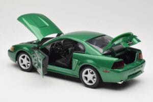 Ford Mustang GT SN95 Zelený Maisto 1:18 50326 Kov – obrázek 5 z 8