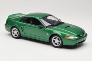 Ford Mustang GT SN95 Zelený Maisto 1:18 50326 Kov – obrázek 6 z 8