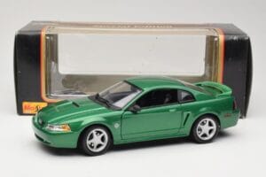 Ford Mustang GT SN95 Zelený Maisto 1:18 50326 Kov – obrázek 8 z 8