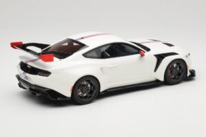 Ford Mustang GTD S650 Spirit of America Performance White GT Spirit 1:18 GT956 Pryskyřice – obrázek 2 z 6