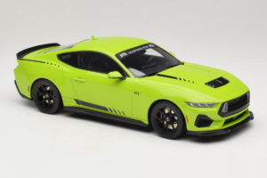 Ford Mustang RTR Spec 3 Žlutý GT Spirit 1:18 GT565 Pryskyřice – obrázek 4 z 6