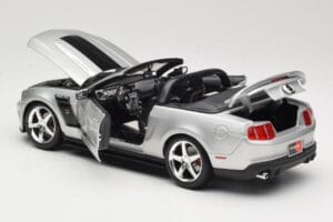 Ford Mustang S197 Roush 427R Kabriolet Stříbrný Maisto 1:18 31669 Kov – obrázek 5 z 8
