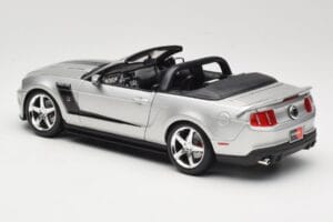 Ford Mustang S197 Roush 427R Kabriolet Stříbrný Maisto 1:18 31669 Kov – obrázek 7 z 8
