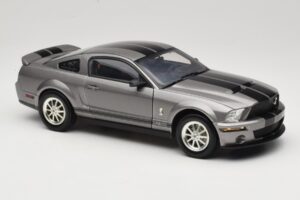 Ford Mustang S197 Shelby GT500 40th Anniversary Šedý Shelby Collectibles 1:18 DC075005 Kov – obrázek 6 z 8