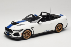 Ford Mustang S650 Shelby Super Snake Oxford White GT Spirit 1:18 GT572 Pryskyřice