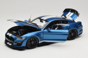 Ford Mustang Shelby GT500 S550 Atlas Blue Metallic IXO 1:18 18RDC244-FO Kov – obrázek 2 z 8