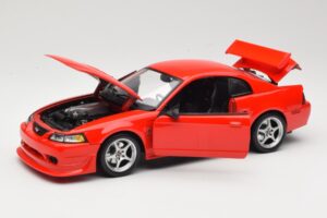 Ford Mustang SVT Cobra R SN95 Červený Maisto 1:18 531872 Kov – obrázek 2 z 8