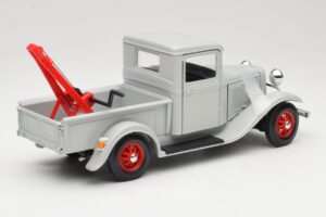 Ford Pick-Up Wrecker Šedý Road Signature 1:18 92257 Kov – obrázek 3 z 8