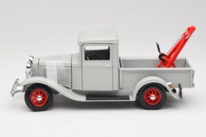 Ford Pick-Up Wrecker Šedý Road Signature 1:18 92257 Kov – obrázek 4 z 8