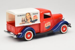 Ford Pickup Truck Pepsi-Cola Solido 1:18 99053 Kov – obrázek 3 z 8