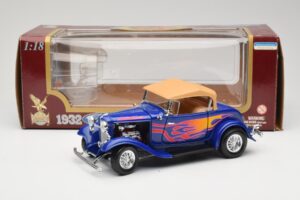 Ford Roadster Street Rod Modrý with Fire Road Signature 1:18 92249 Kov – obrázek 8 z 8