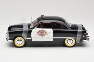 Ford Sedan Washington State Police Solido 1:18 8158 Kov – obrázek 4 z 8