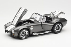 Ford Shelby Cobra 427 S/C Šedý Metalíza S Bílými Pruhy Kyosho 1:18 08045GRW Kov – obrázek 2 z 8