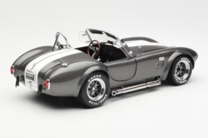 Ford Shelby Cobra 427 S/C Šedý Metalíza S Bílými Pruhy Kyosho 1:18 08045GRW Kov – obrázek 3 z 8