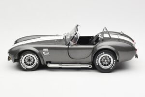 Ford Shelby Cobra 427 S/C Šedý Metalíza S Bílými Pruhy Kyosho 1:18 08045GRW Kov – obrázek 4 z 8
