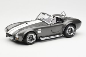 Ford Shelby Cobra 427 S/C Šedý Metalíza S Bílými Pruhy Kyosho 1:18 08045GRW Kov