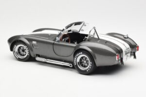 Ford Shelby Cobra 427 S/C Šedý Metalíza S Bílými Pruhy Kyosho 1:18 08045GRW Kov – obrázek 7 z 8