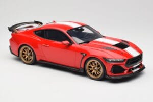 Ford Shelby Mustang Super Snake Červený GT Spirit 1:18 GT531 Pryskyřice – obrázek 4 z 6